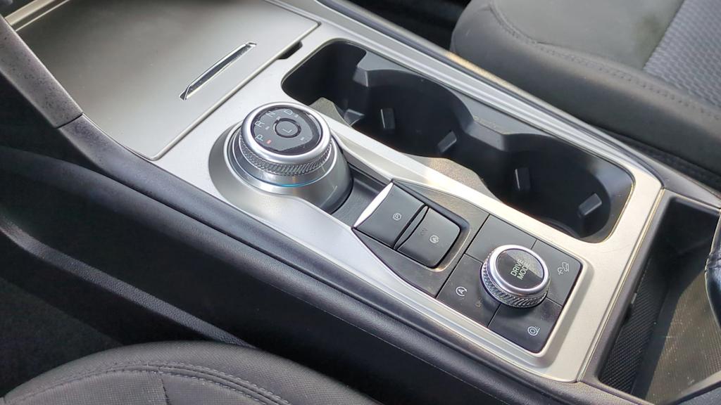 Thumbnail: 2023 Ford Explorer - 32