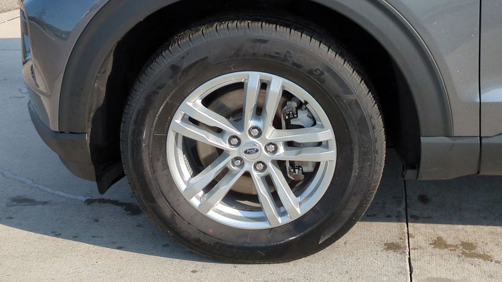 Thumbnail: 2023 Ford Explorer - 7