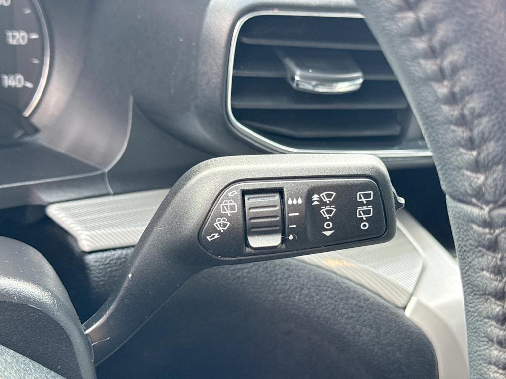Thumbnail: 2024 Ford Explorer - 32