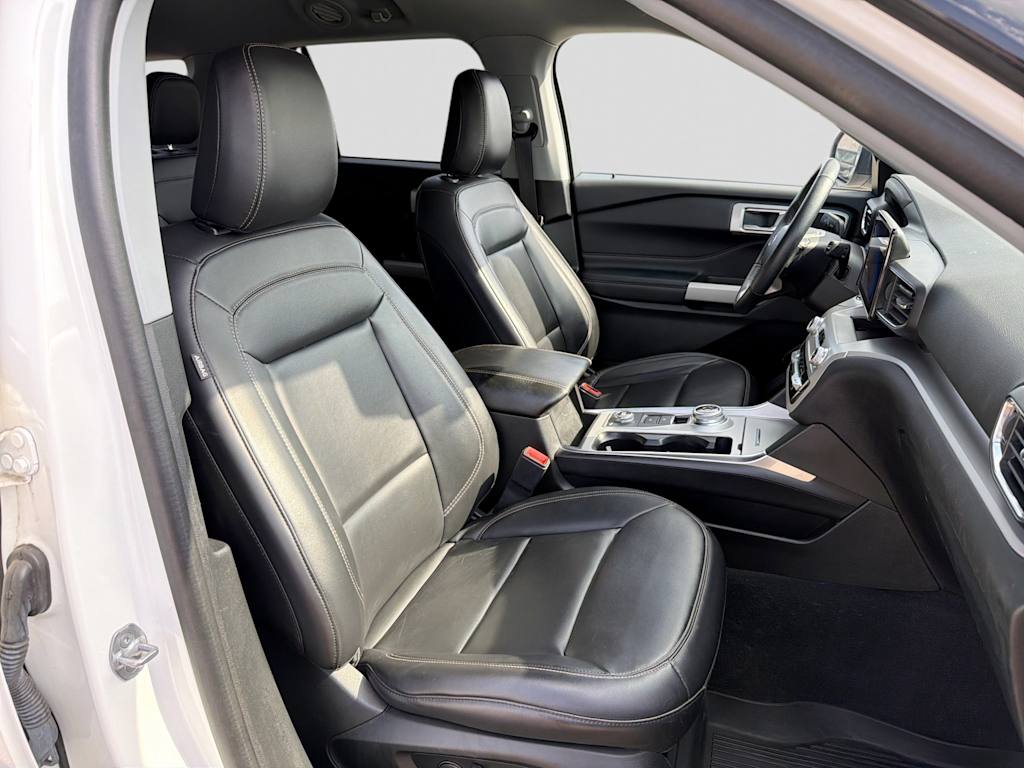 Thumbnail: 2023 Ford Explorer - 11
