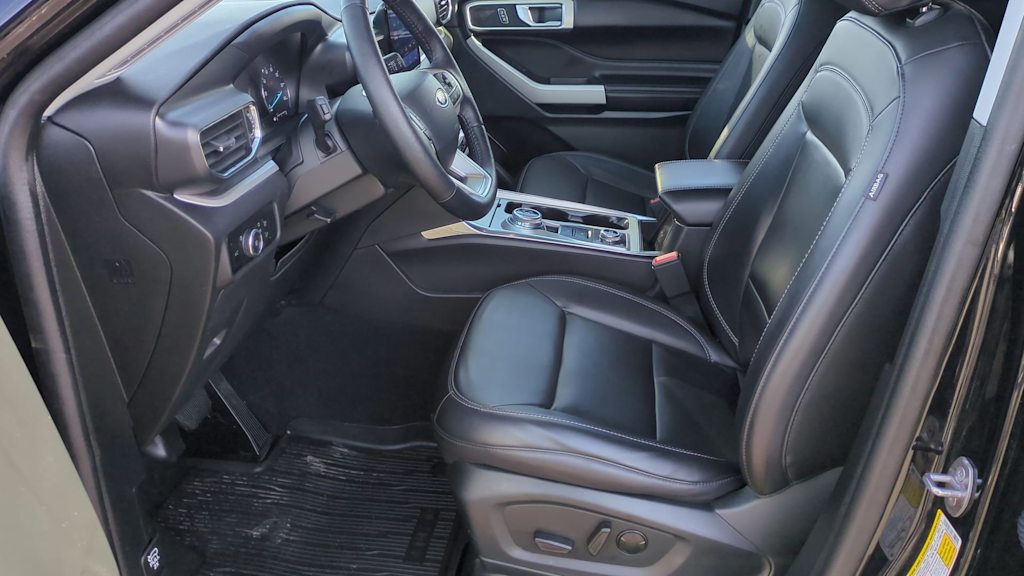 Thumbnail: 2024 Ford Explorer - 9