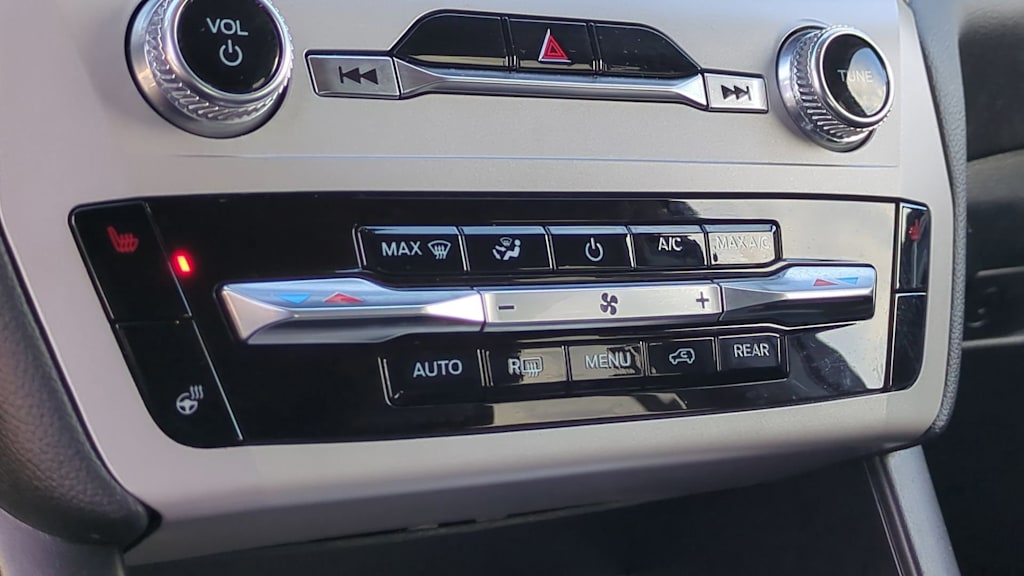 Thumbnail: 2024 Ford Explorer - 31