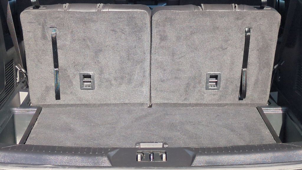 Thumbnail: 2024 Ford Explorer - 15