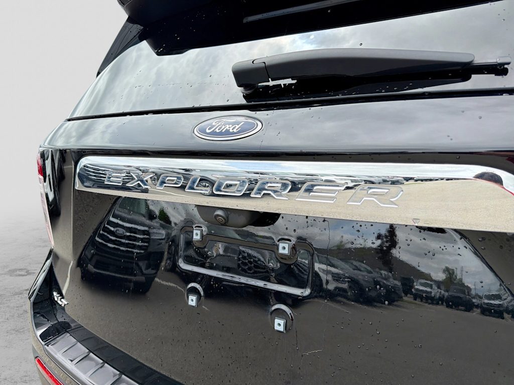 Thumbnail: 2024 Ford Explorer - 7