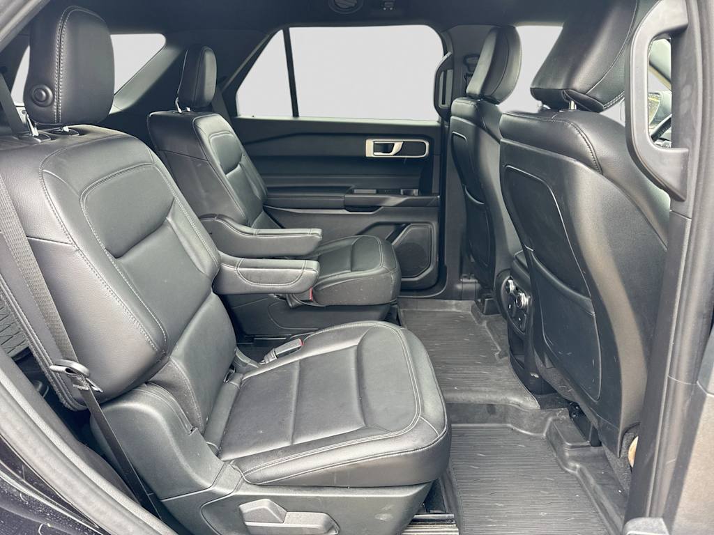 Thumbnail: 2020 Ford Explorer - 26
