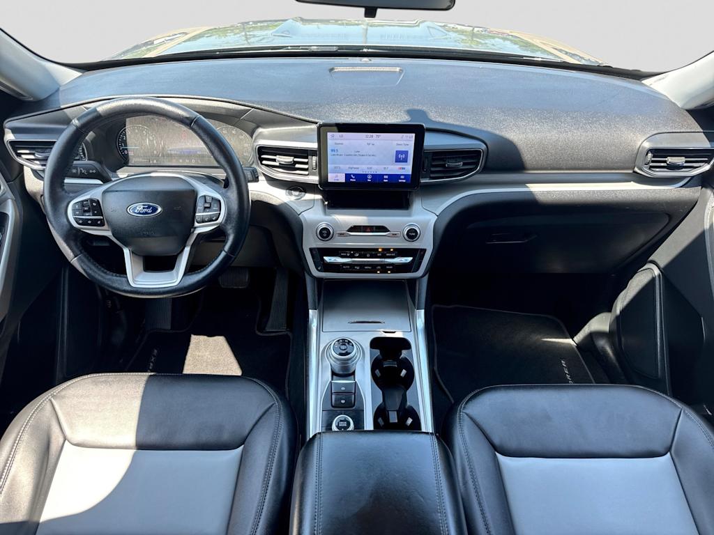 Thumbnail: 2022 Ford Explorer - 9