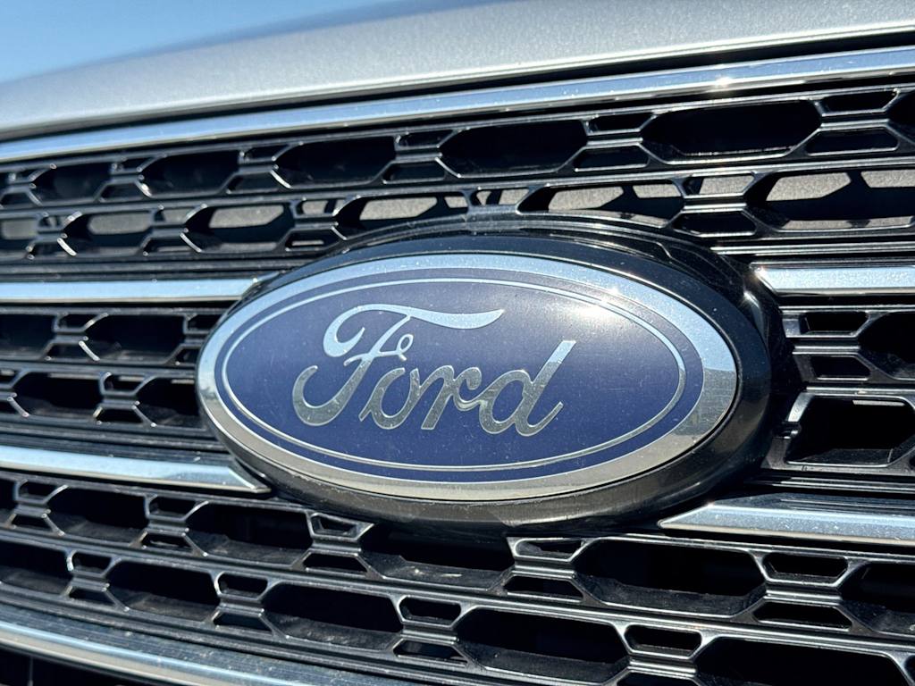 Thumbnail: 2020 Ford Explorer - 7