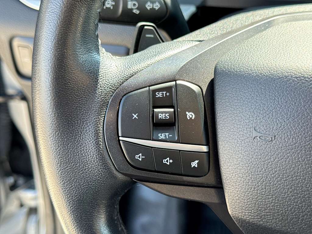 Thumbnail: 2020 Ford Explorer - 29