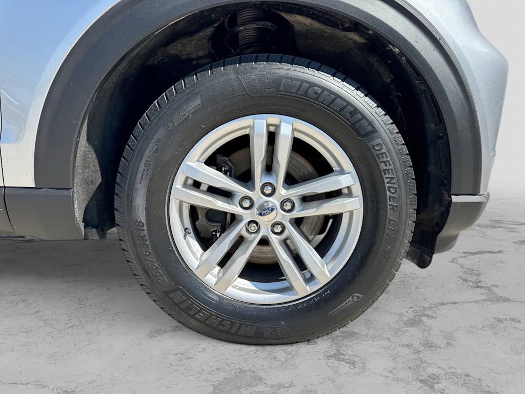 Thumbnail: 2020 Ford Explorer - 8