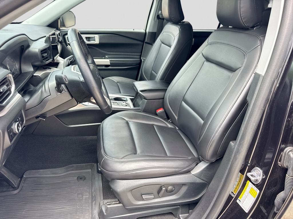 Thumbnail: 2023 Ford Explorer - 9