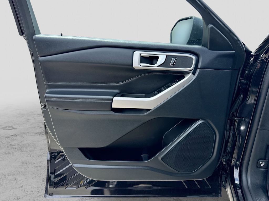 Thumbnail: 2023 Ford Explorer - 35