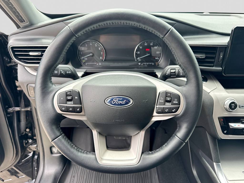 Thumbnail: 2023 Ford Explorer - 12
