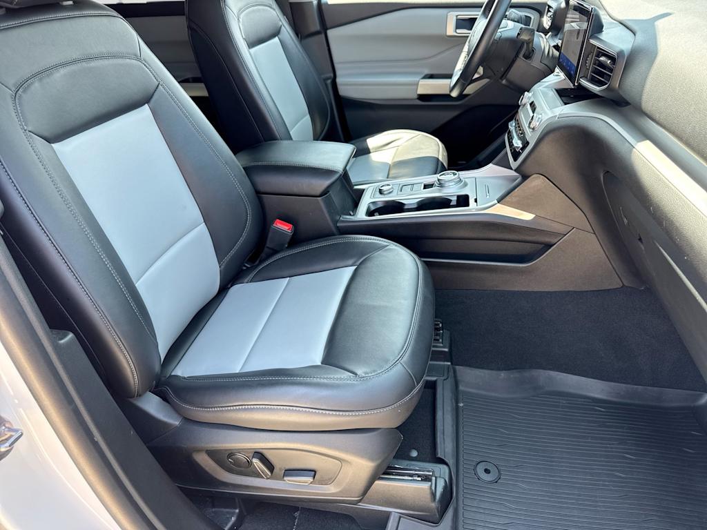 Thumbnail: 2023 Ford Explorer - 28