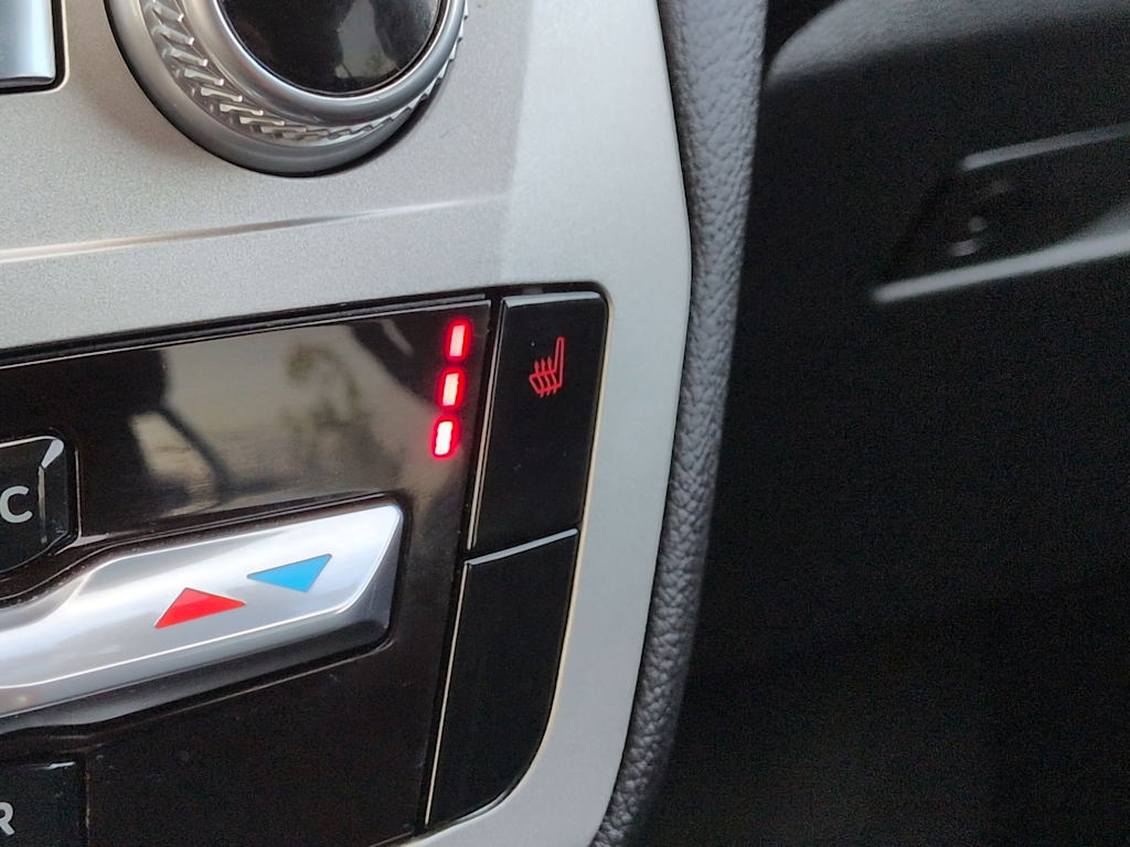 Thumbnail: 2022 Ford Explorer - 36