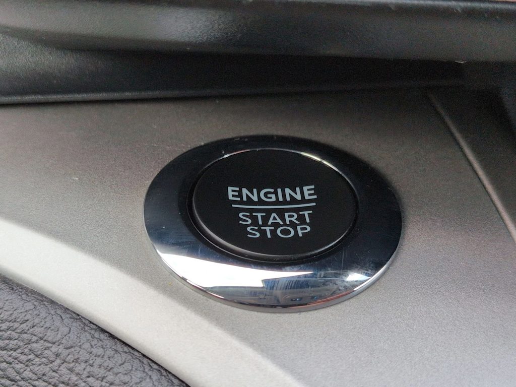 Thumbnail: 2022 Ford Explorer - 31