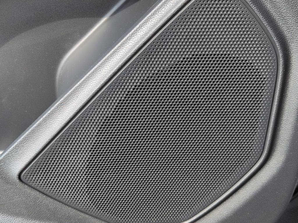 Thumbnail: 2022 Ford Explorer - 34