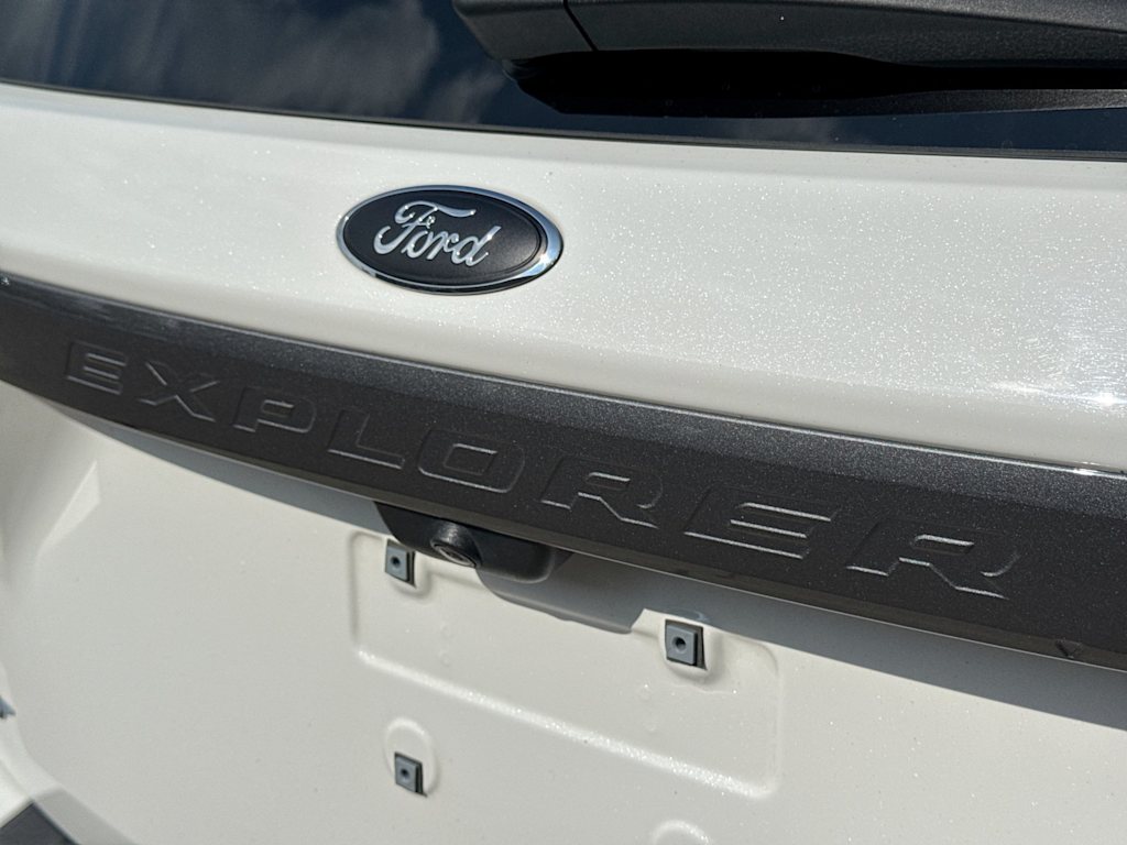 Thumbnail: 2023 Ford Explorer - 24