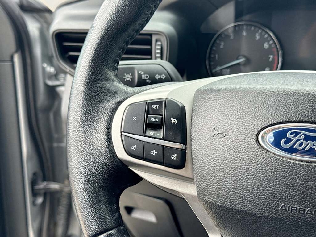 Thumbnail: 2023 Ford Explorer - 28