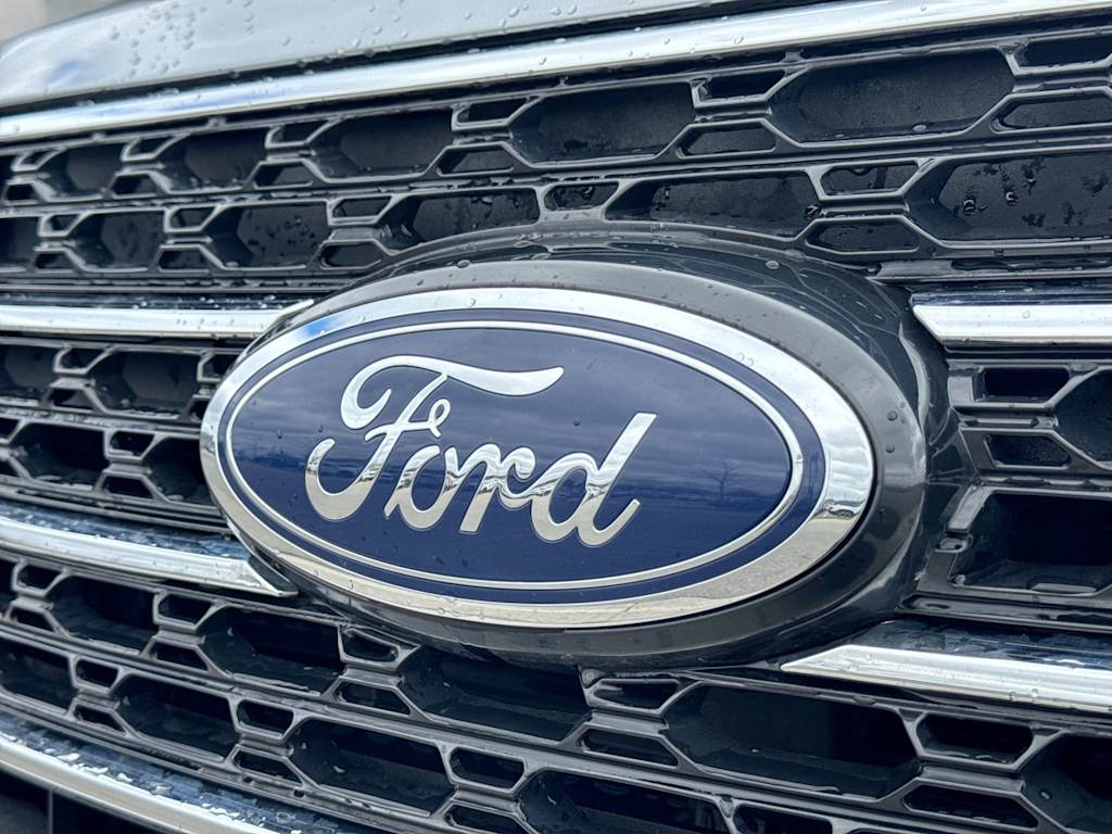 Thumbnail: 2023 Ford Explorer - 7