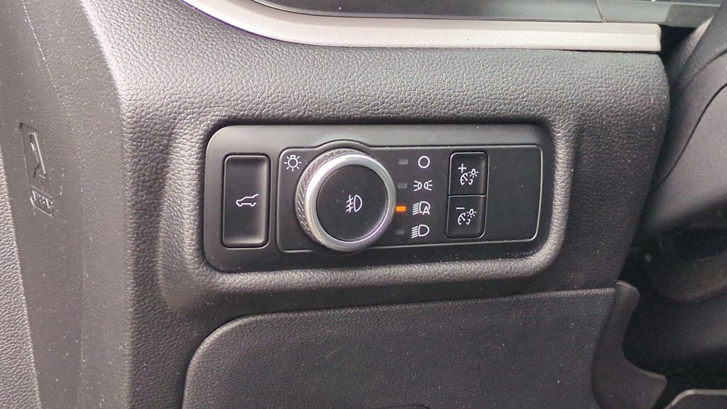 Thumbnail: 2023 Ford Explorer - 24