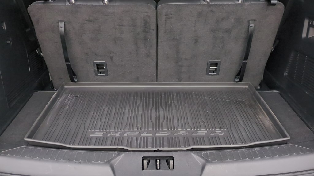 Thumbnail: 2023 Ford Explorer - 16