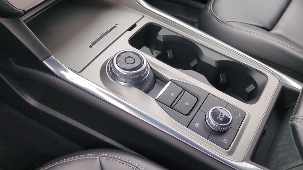 Thumbnail: 2023 Ford Explorer - 34