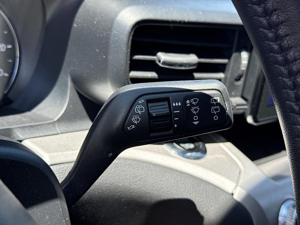 Thumbnail: 2024 Ford Explorer - 32