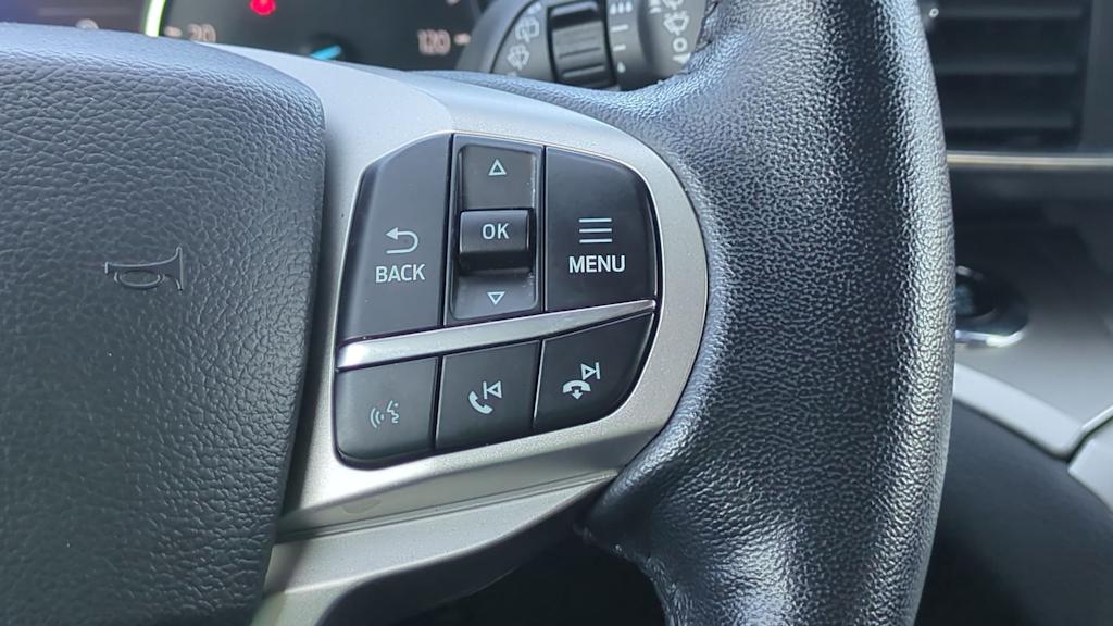 Thumbnail: 2022 Ford Explorer - 25