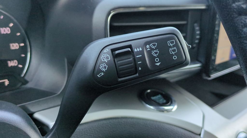 Thumbnail: 2022 Ford Explorer - 26