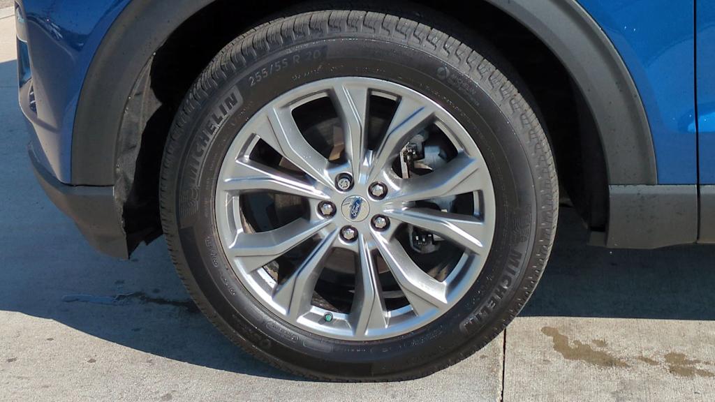 Thumbnail: 2022 Ford Explorer - 6