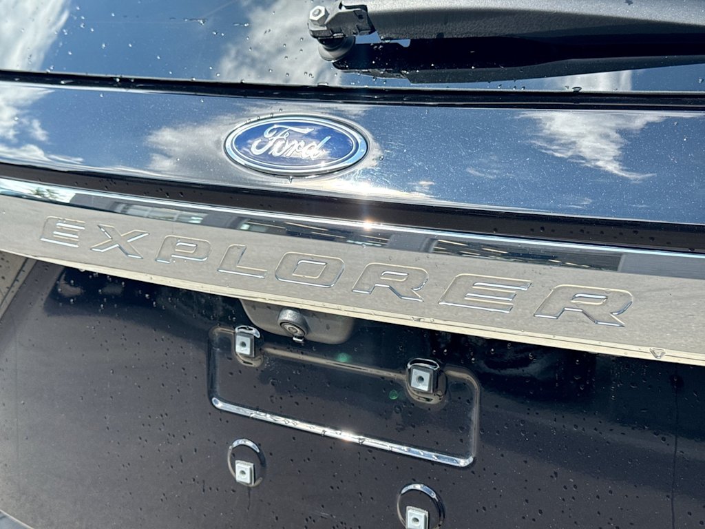Thumbnail: 2022 Ford Explorer - 24