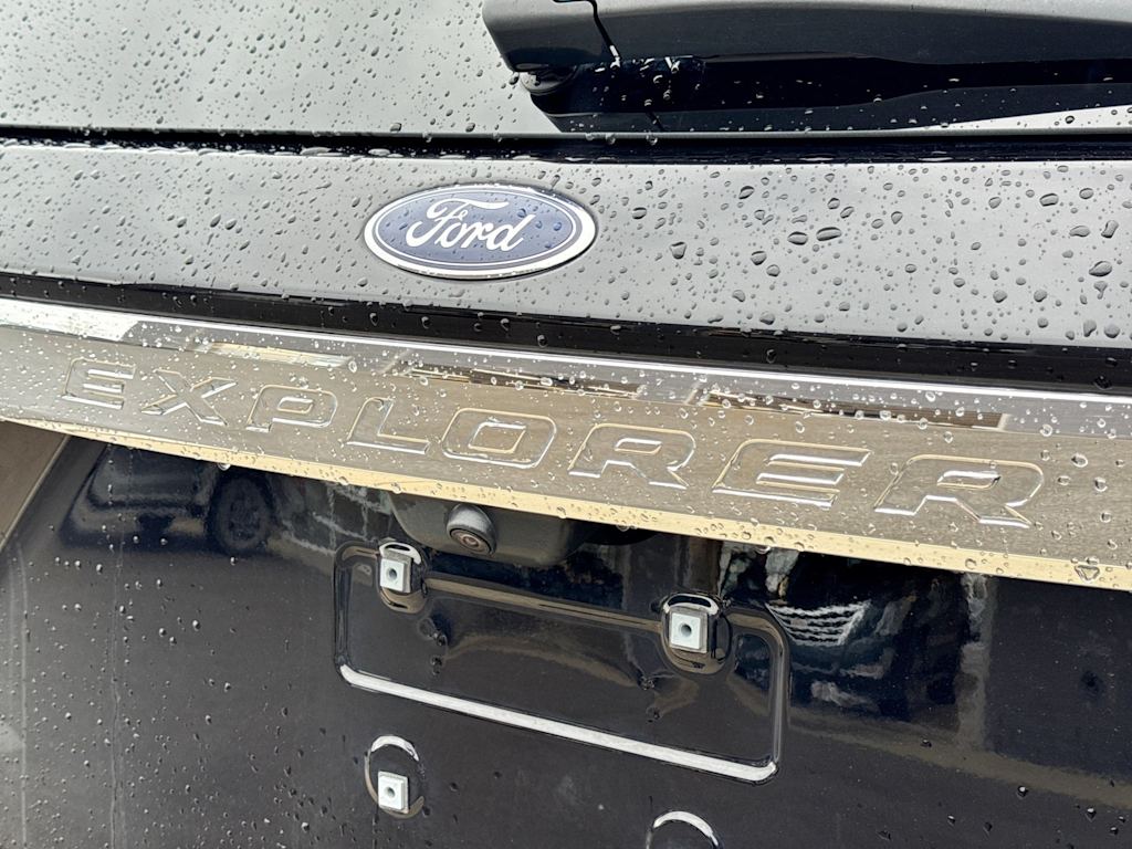 Thumbnail: 2023 Ford Explorer - 18