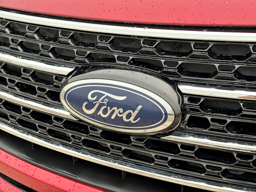 Thumbnail: 2021 Ford Explorer - 7