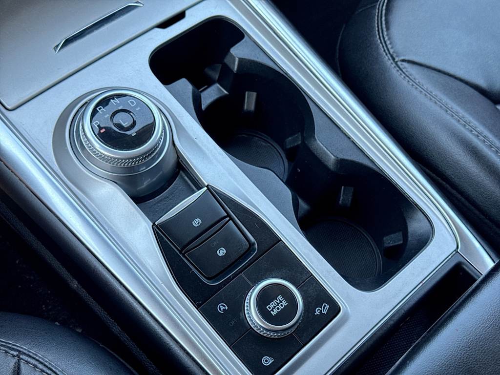 Thumbnail: 2022 Ford Explorer - 36