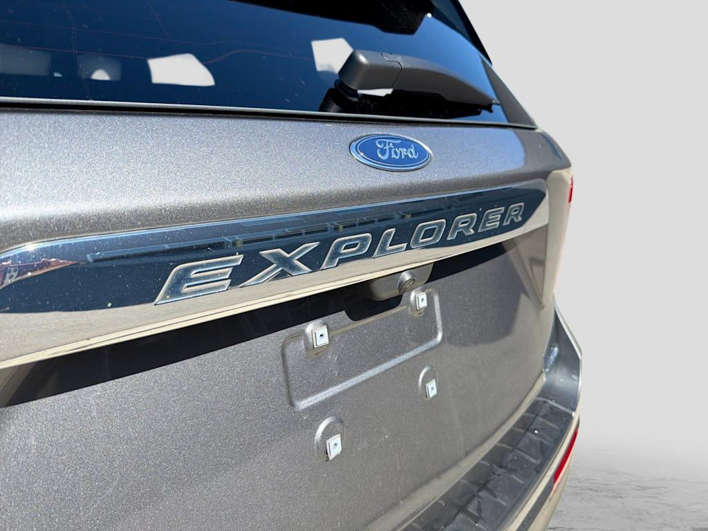 Thumbnail: 2023 Ford Explorer - 22