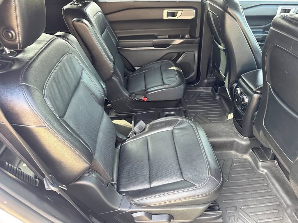 Thumbnail: 2020 Ford Explorer - 28