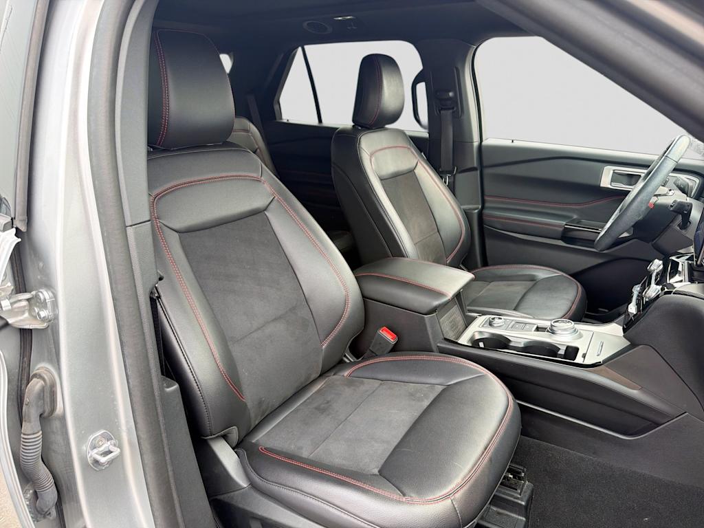 Thumbnail: 2024 Ford Explorer - 30