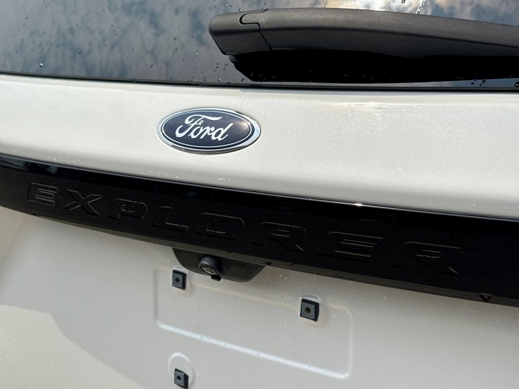 Thumbnail: 2023 Ford Explorer - 24