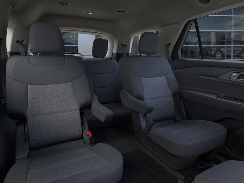 Thumbnail: 2025 Ford Explorer - 9