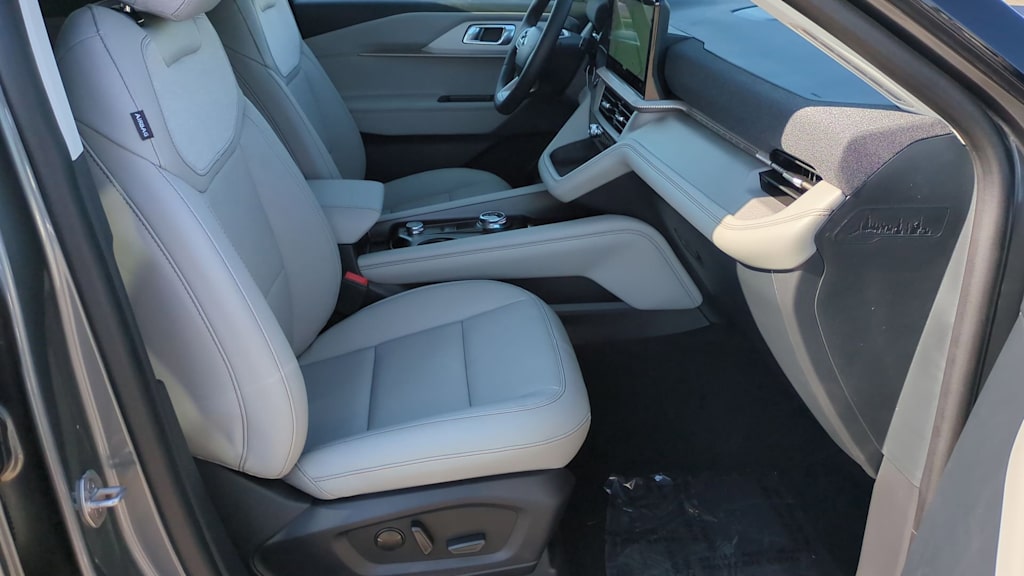 Thumbnail: 2025 Ford Explorer - 12