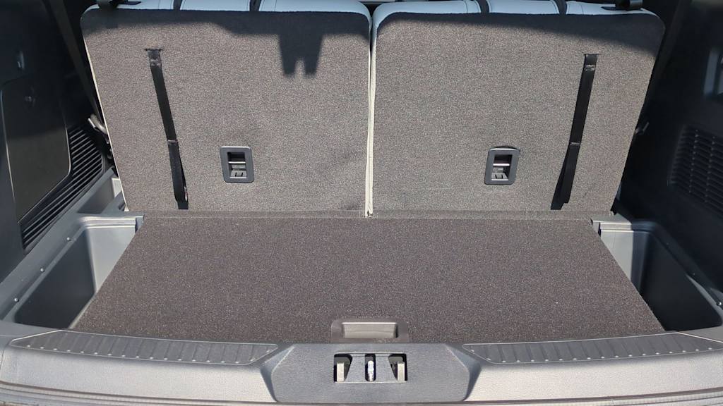 Thumbnail: 2025 Ford Explorer - 17