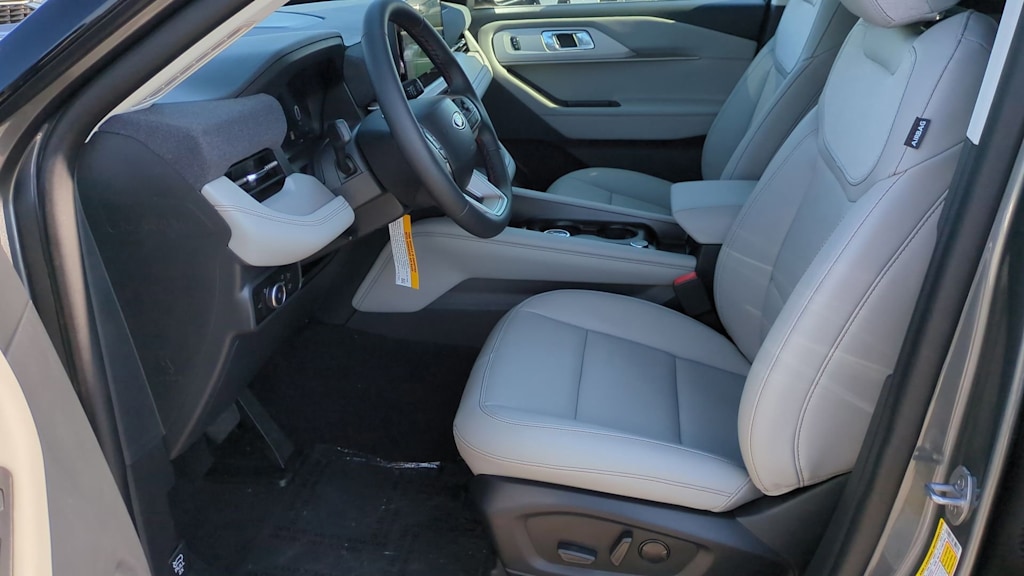 Thumbnail: 2025 Ford Explorer - 11