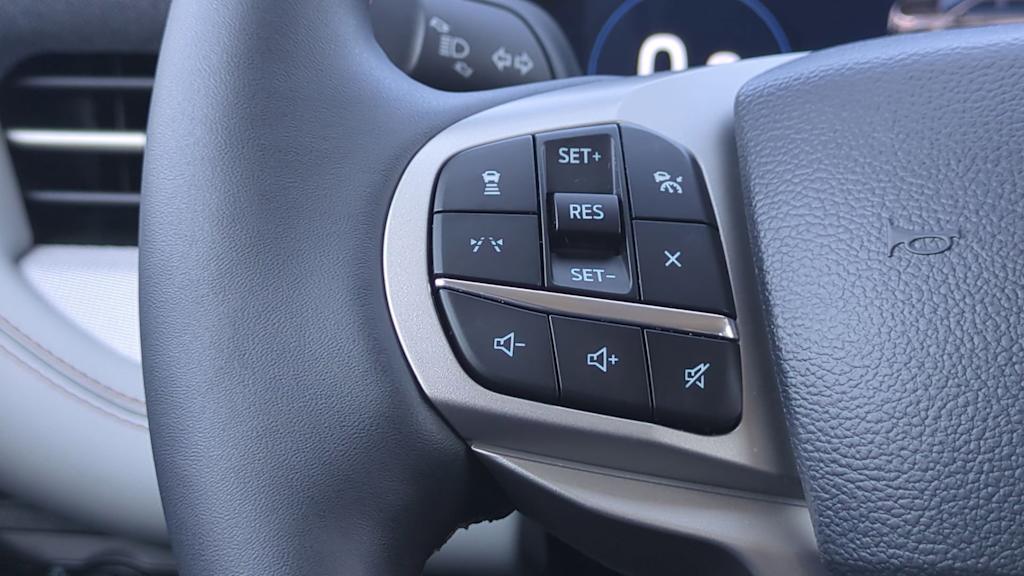 Thumbnail: 2025 Ford Explorer - 26