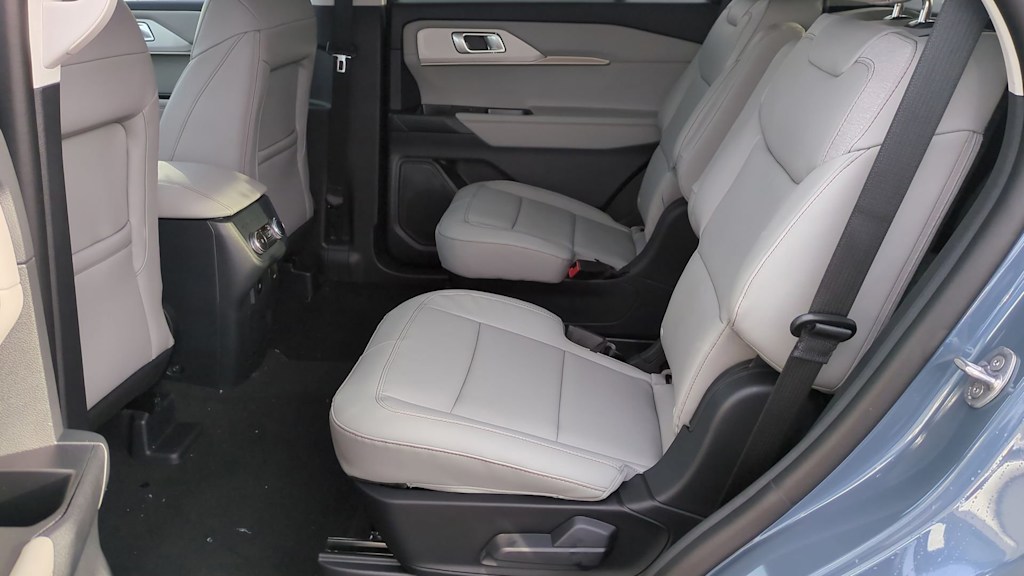 Thumbnail: 2026 Ford Explorer - 13