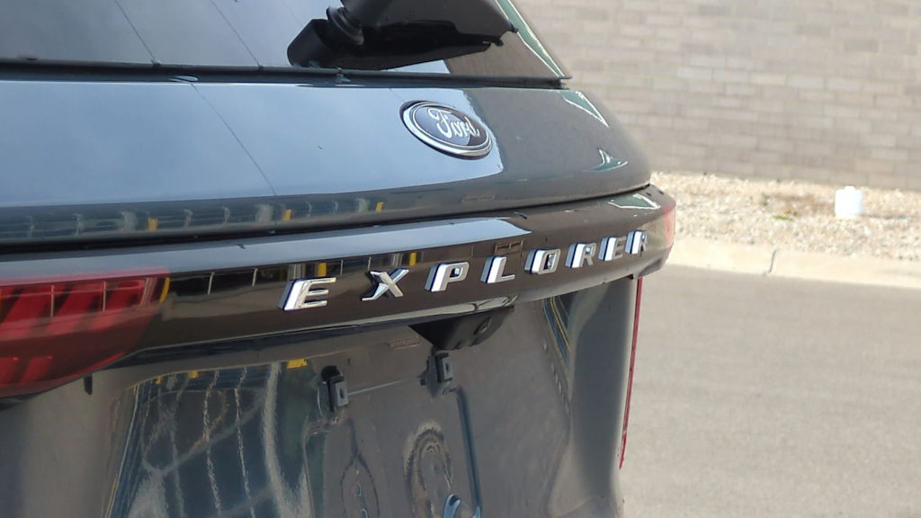 Thumbnail: 2026 Ford Explorer - 7