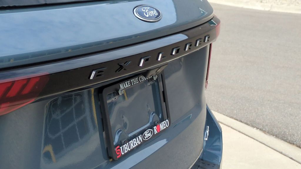 Thumbnail: 2025 Ford Explorer - 7