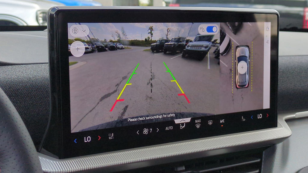 Thumbnail: 2025 Ford Explorer - 31