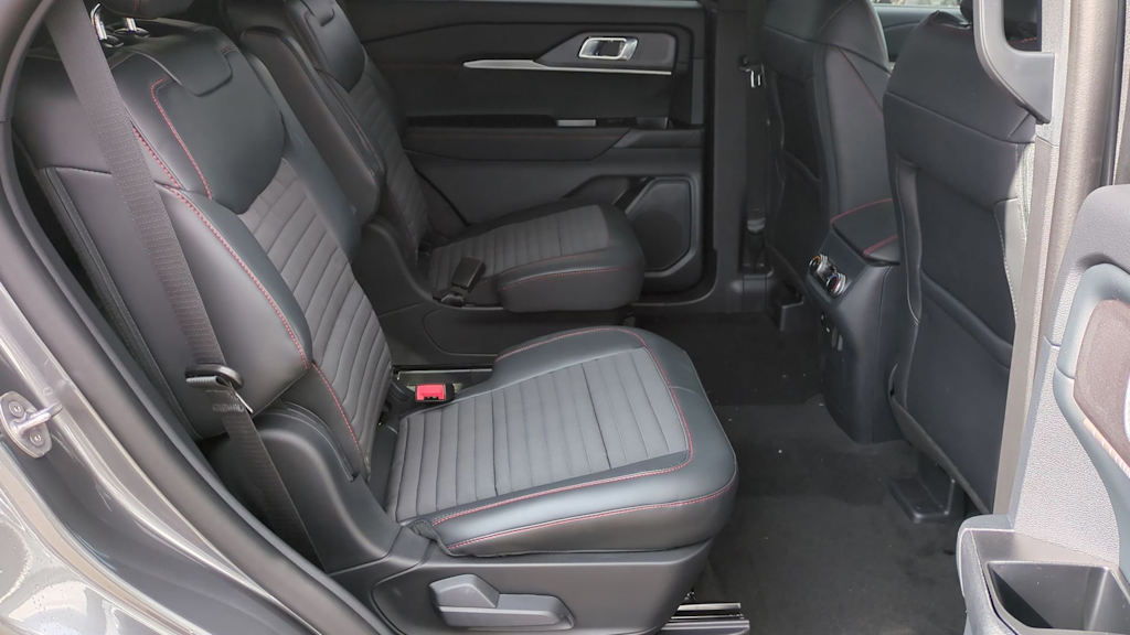 Thumbnail: 2025 Ford Explorer - 22