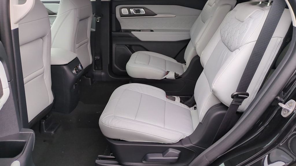 Thumbnail: 2025 Ford Explorer - 13