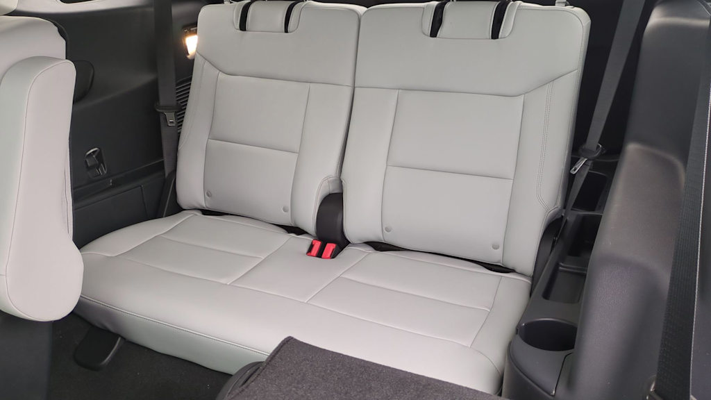 Thumbnail: 2025 Ford Explorer - 26